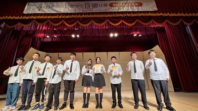 比賽師生合影圖片