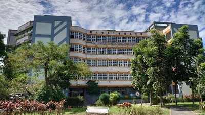 教學大樓補強工程改善後外觀